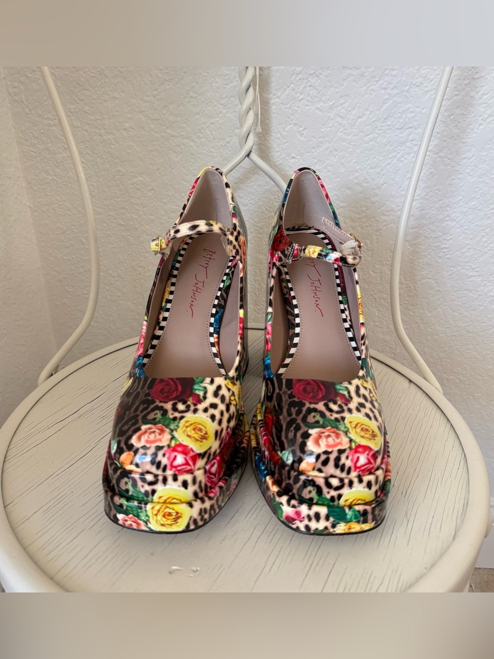 Betsey Johnson Size 8.5 Blondie Mary Jane Floral Leopard Platform Pumps Pinup - Picture 2 of 8